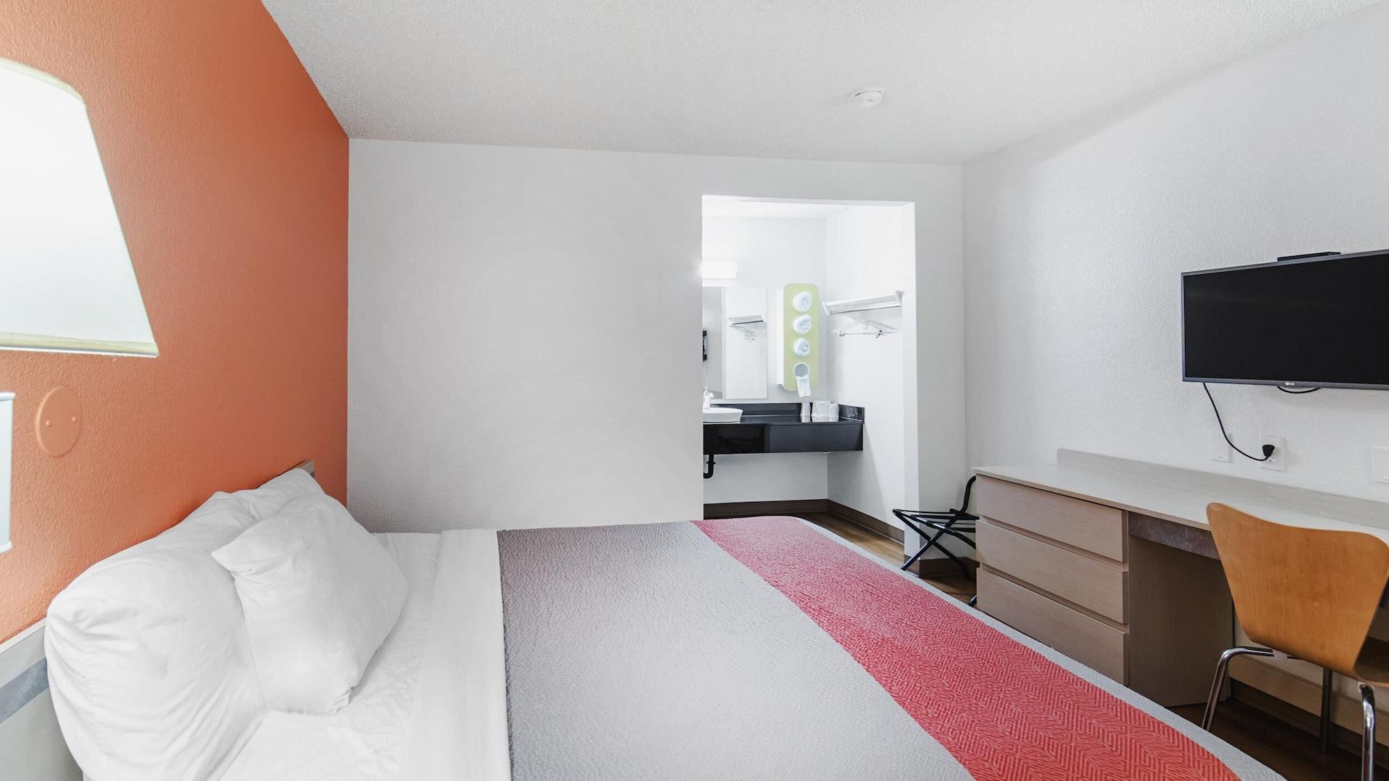 Hotel 6-medford, Or - North 2*