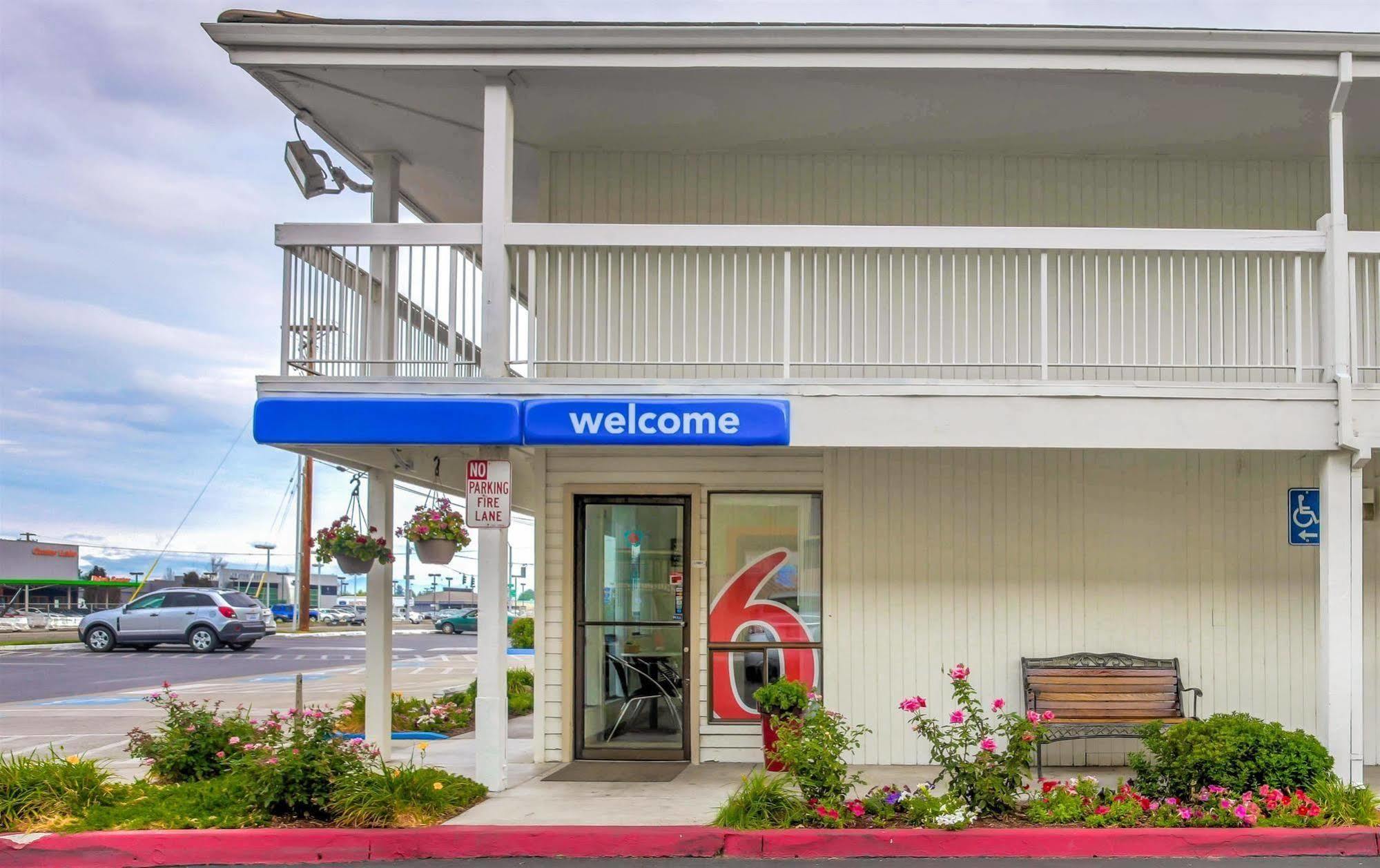 6-medford, Or - North Hotel Medford